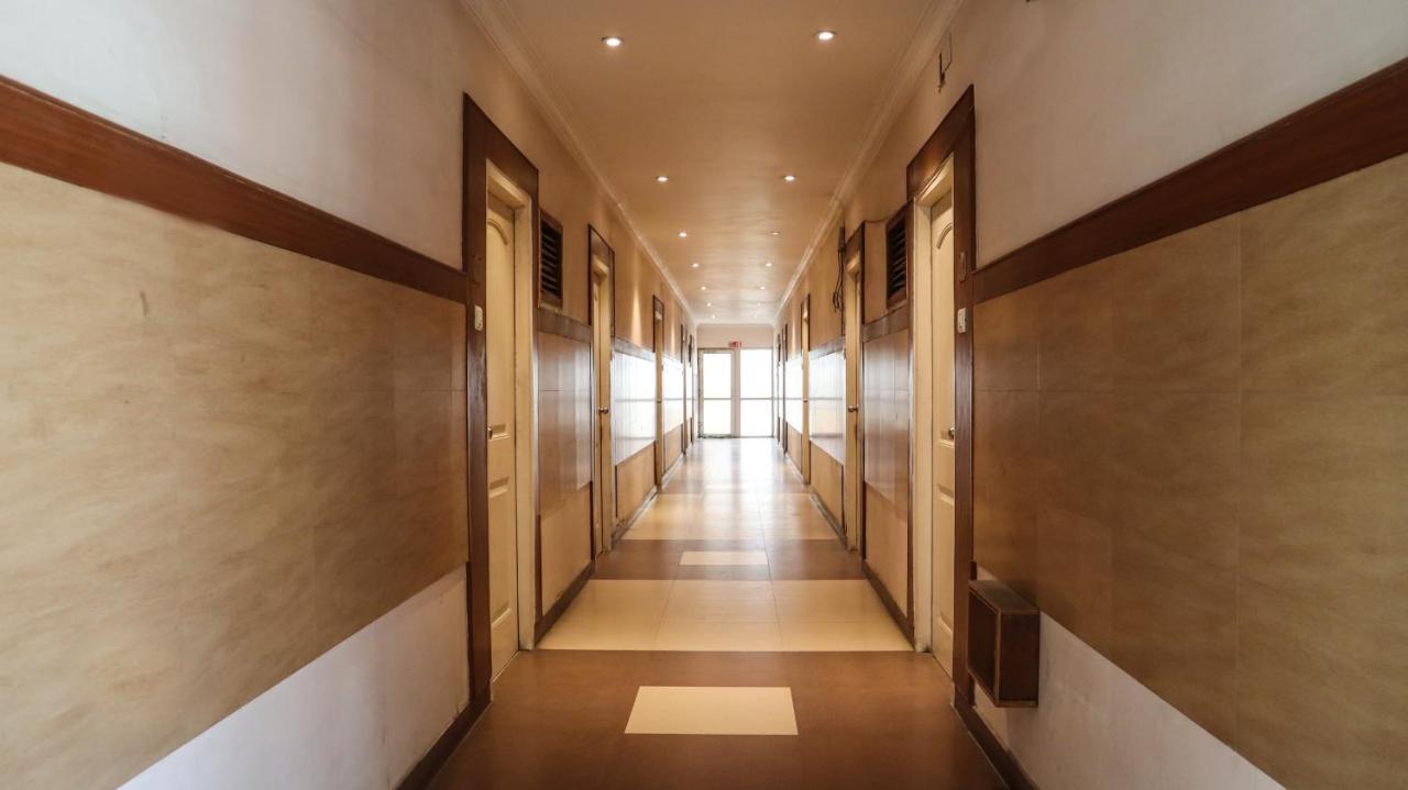 Hotel Aarathy Madurai Esterno foto