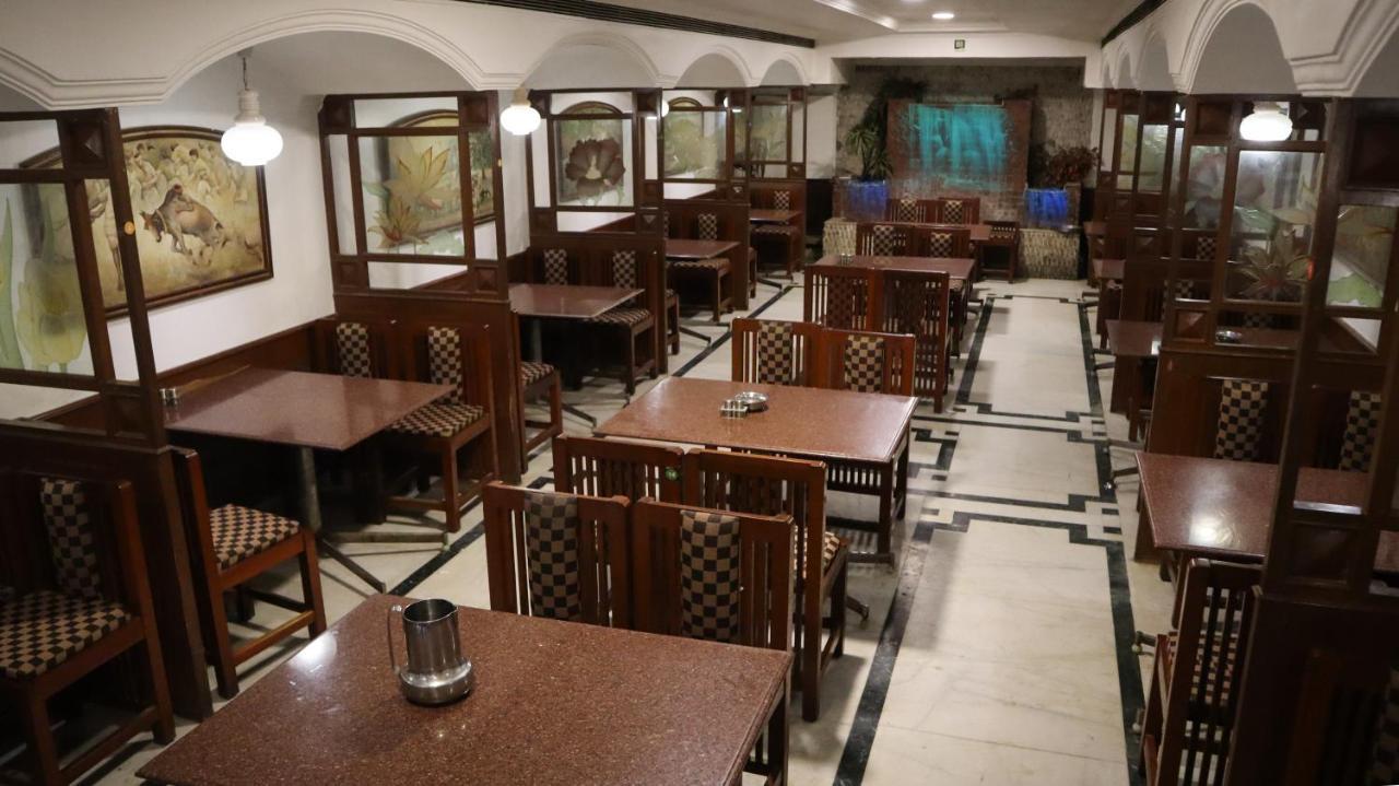 Hotel Aarathy Madurai Esterno foto